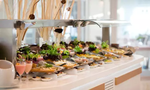 هتل فلورا گاردن افسوس کوش آداسی